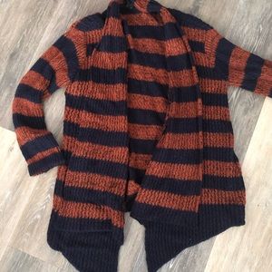 Super cute orange & navy striped cardigan